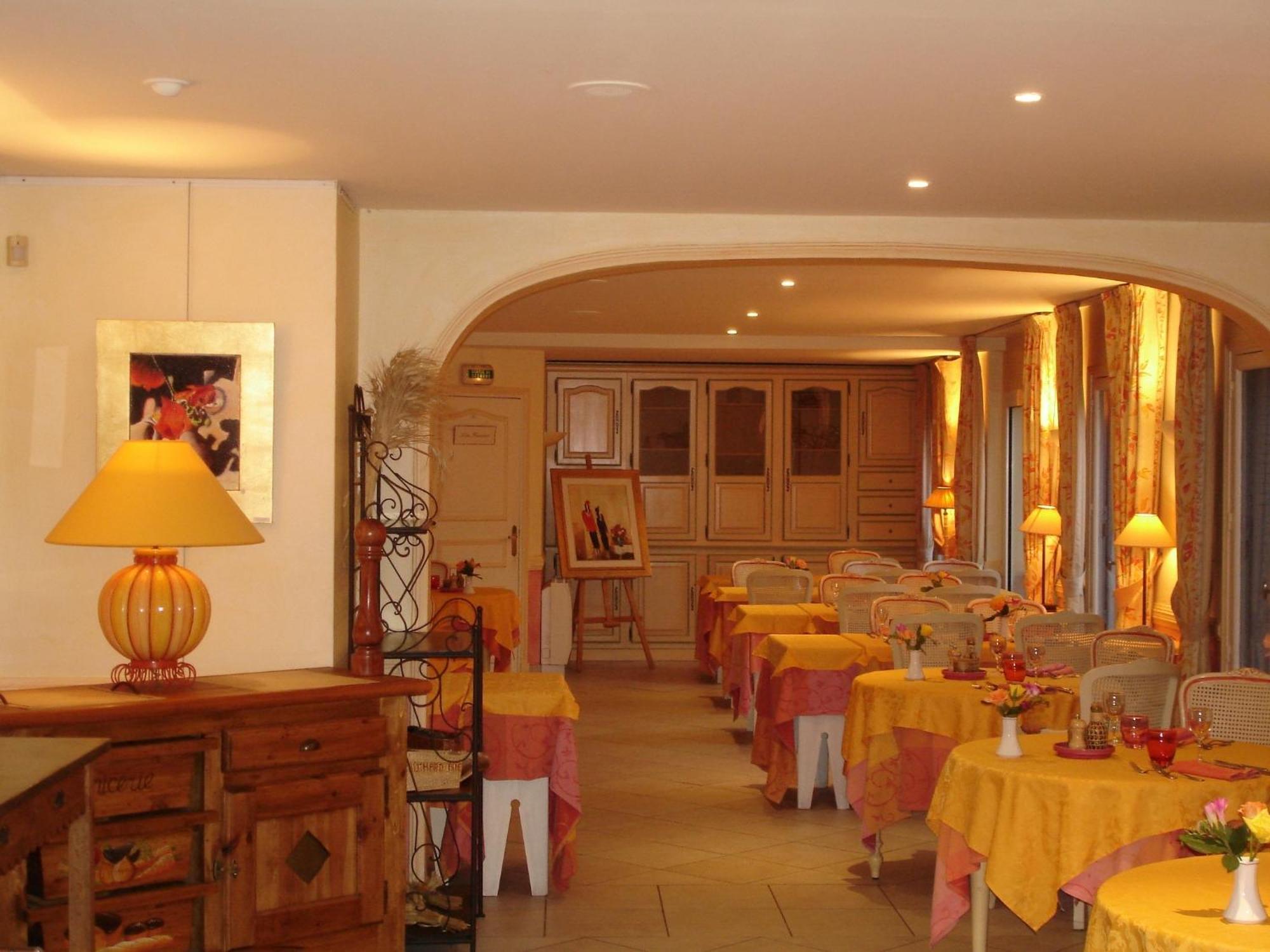 Hotel Mireille Arles
